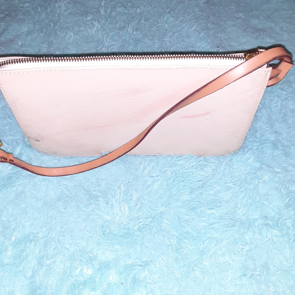 Louis Vuitton Clutch